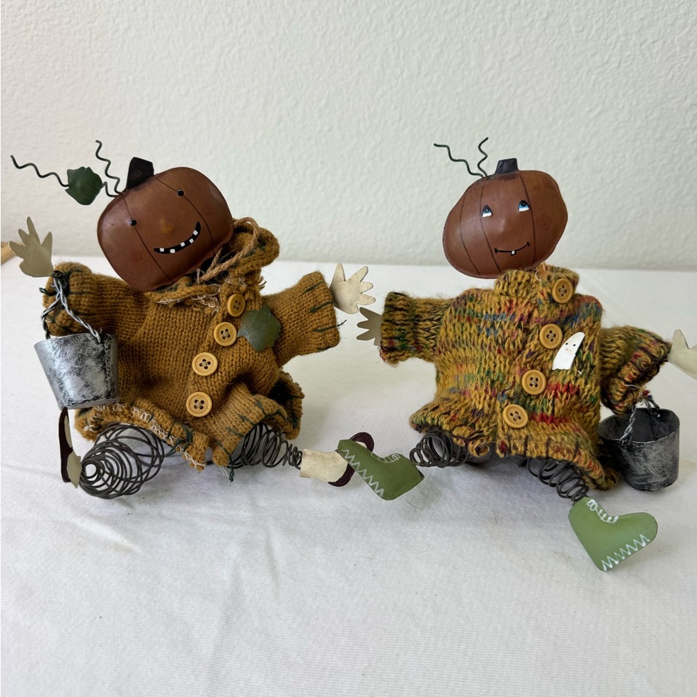 Decorative Handmade Metal Primitive Pumpkin Head Figures . Set of 2